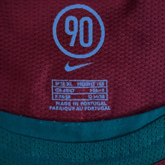 Pauleta Portugal 2004 Nike Jersey - Picture 4 of 5